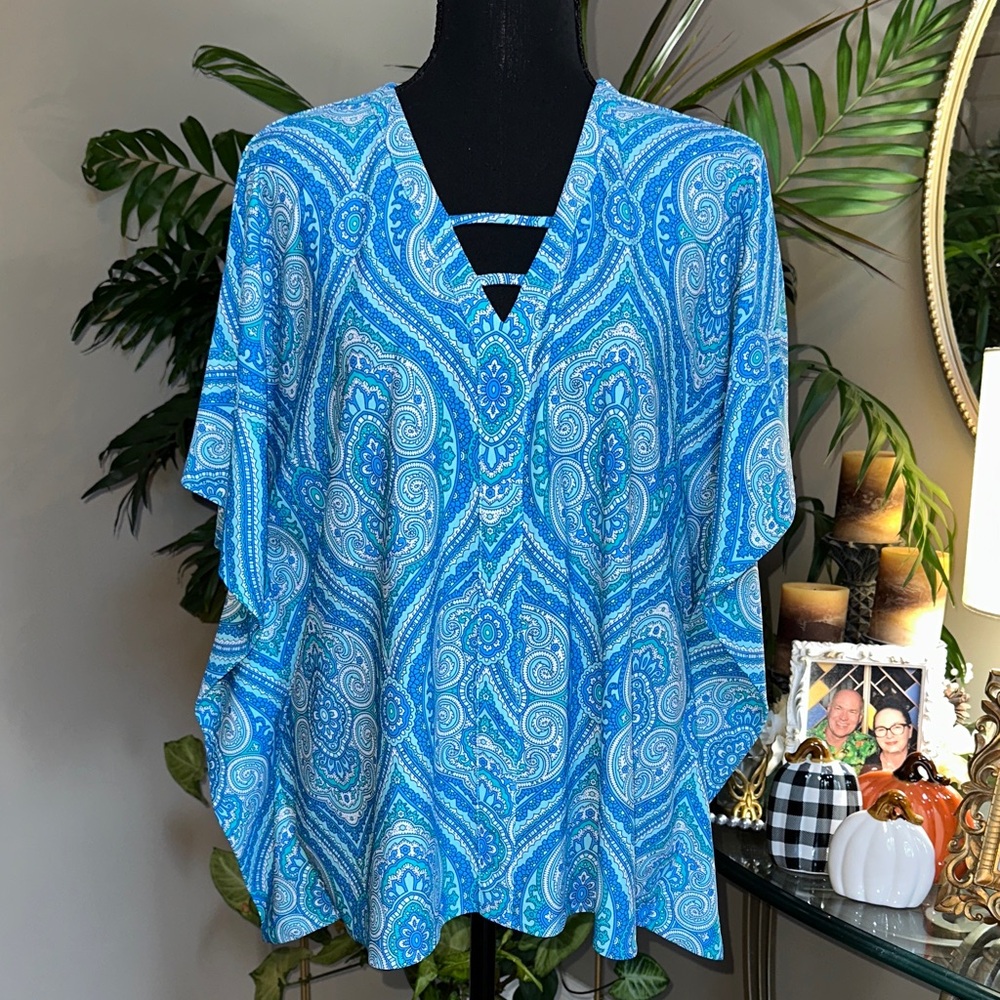 Jude Connally Blue and White Paisley Blouse